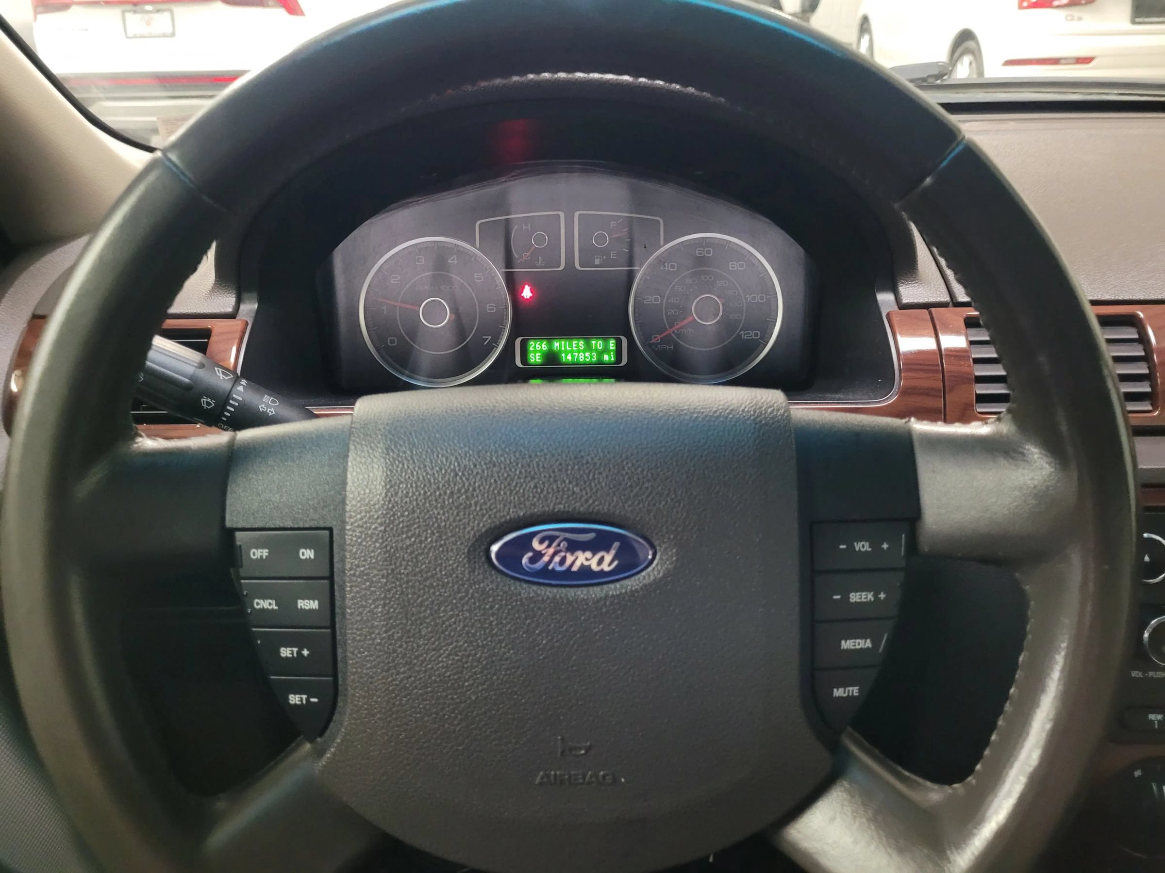 Used 2008 Ford Taurus SEL AWD/4WD image 28