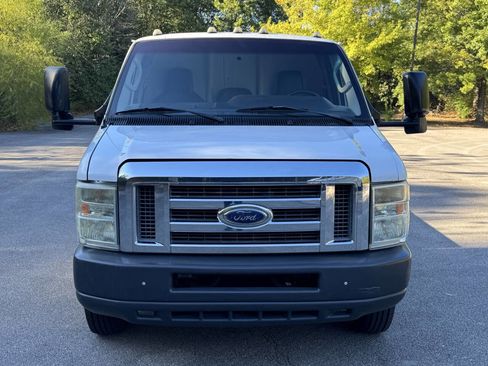 Used 2011 Ford E-450 and Econoline 450 Super Duty image 7