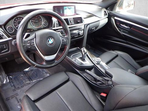 Used 2017 BMW 330i xDrive Sedan image 9