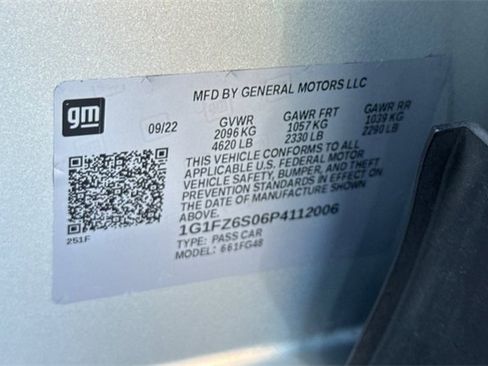 Used 2023 Chevrolet Bolt EUV Premier w/ Redline Edition image 28