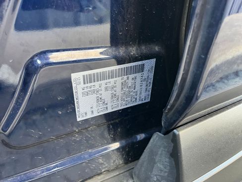 Used 2025 Nissan Rogue SV image 31