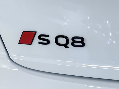New 2026 Audi SQ8 Premium Plus image 26