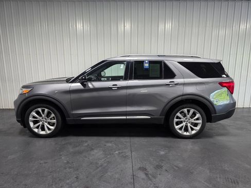 Used 2022 Ford Explorer Platinum w/ Equipment Group 601A AWD/4WD image 4