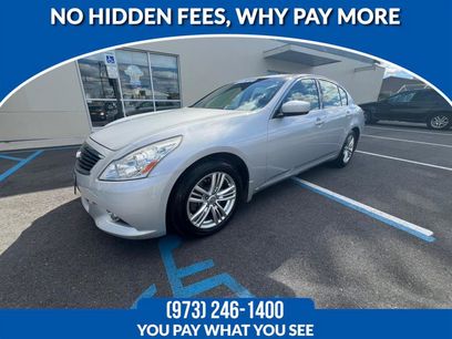 Used 2011 INFINITI G25 x w/ Moonroof Pkg