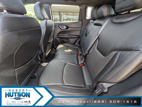 Used 2025 Jeep Compass Limited w/ High Altitude Package AWD/4WD image 12