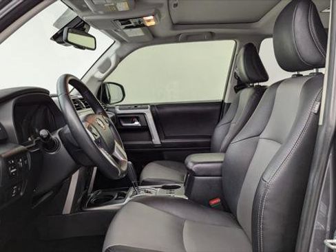 Used 2022 Toyota 4Runner SR5 Premium image 14