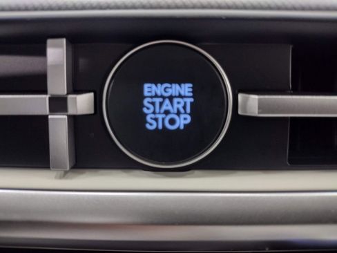 New 2026 Hyundai Santa Fe SE image 32