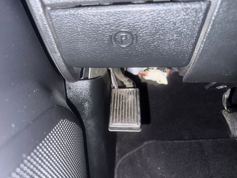 Used 2017 RAM 1500 Express image 26