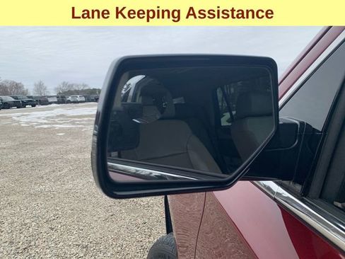 Used 2019 Chevrolet Tahoe LT image 8