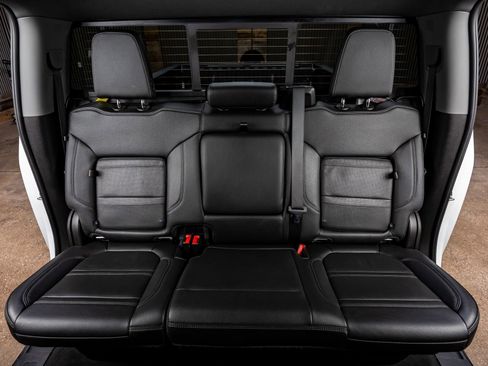 Used 2023 GMC Sierra 3500 Denali w/ Denali Ultimate Package image 35