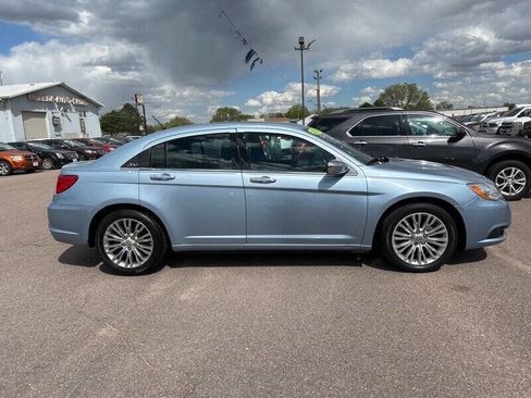 Used 2012 Chrysler 200 Limited image 6