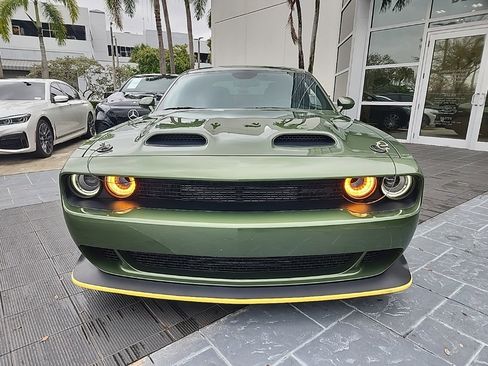 Used 2022 Dodge Challenger SRT Hellcat image 13
