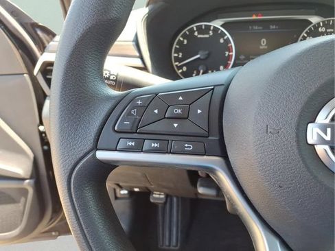 Used 2023 Nissan Altima 2.5 SV FWD image 16