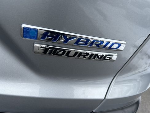 Certified 2022 Honda CR-V Touring image 12