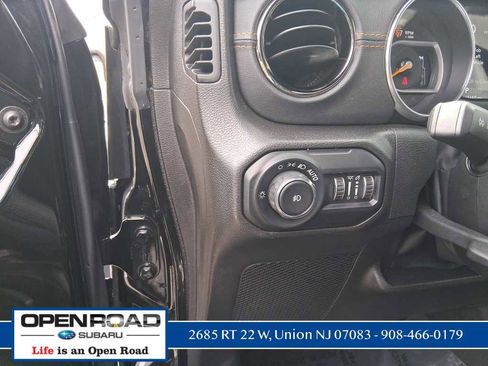Used 2022 Jeep Wrangler Unlimited High Altitude image 15