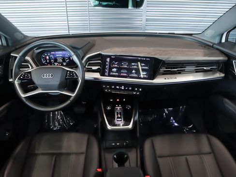 Used 2024 Audi Q4 e-tron Premium Plus w/ Premium Plus image 10