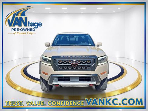 Used 2022 Nissan Frontier PRO-4X w/ Off-Road Protection Package AWD/4WD image 2