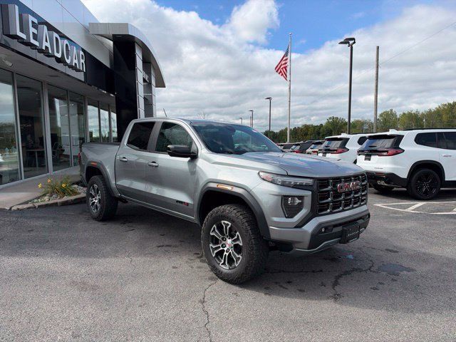 Used 2023 GMC Canyon AT4 w/ Canyon Safety Plus Package AWD/4WD image 7