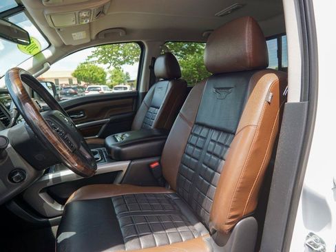 Used 2019 Nissan Titan Platinum Reserve w/ Platinum Utility Package AWD/4WD image 23