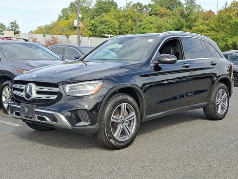 Used 2022 Mercedes-Benz GLC 300 4MATIC image 1
