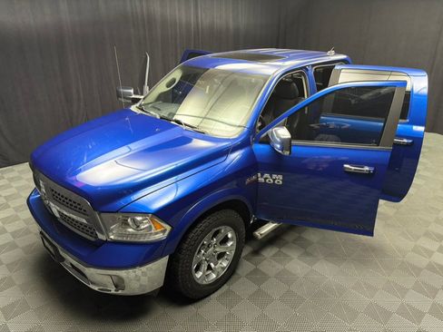 Used 2015 RAM 1500 Laramie w/ Convenience Group AWD/4WD image 18