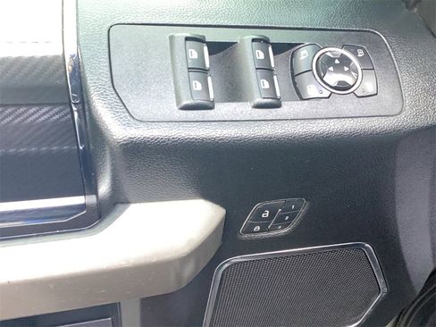 Used 2018 Ford F150 Lariat w/ Equipment Group 502A Luxury image 12