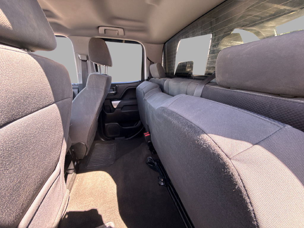 Used 2018 Chevrolet Silverado 1500 LT w/ All Star Edition AWD/4WD image 11