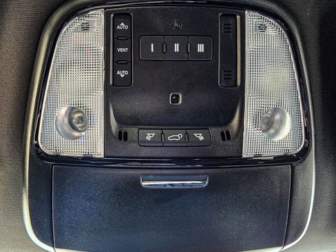 Used 2025 Dodge Durango R/T image 28