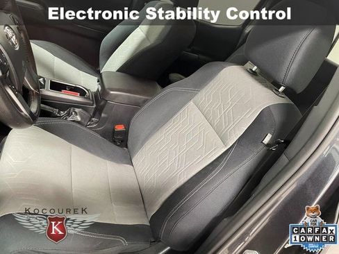 Used 2021 Toyota Tacoma TRD Off-Road image 13