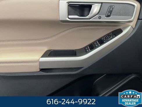 Used 2023 Ford Explorer XLT w/ Equipment Group 202A AWD/4WD image 25