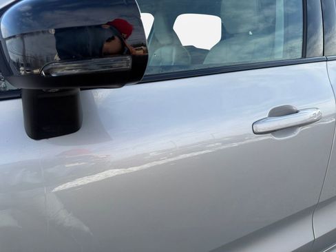 Used 2024 Volvo XC60 B5 Plus image 31