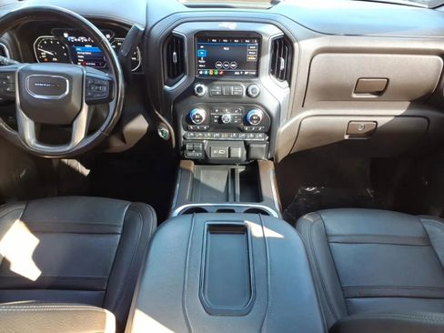 Used 2019 GMC Sierra 1500 Denali w/ Denali Ultimate Package image 18