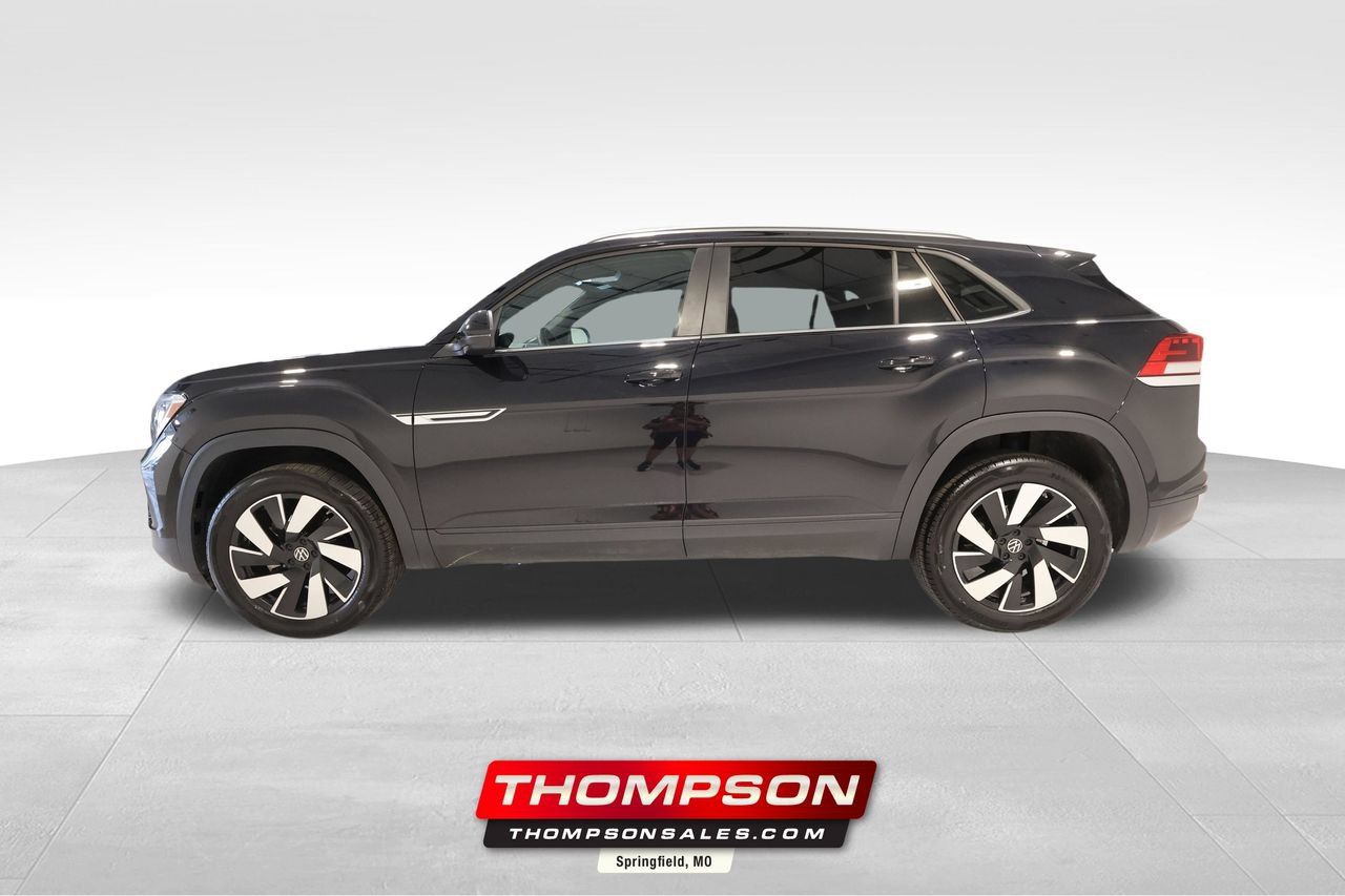 Used 2026 Volkswagen Atlas Cross Sport SE AWD/4WD image 1