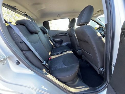 Used 2021 Chevrolet Spark LT image 19