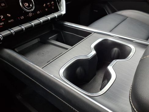 Certified 2024 GMC Acadia Elevation FWD image 11