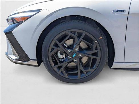 New 2025 Hyundai Elantra N Line image 10