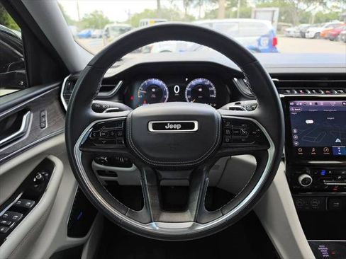 Certified 2021 Jeep Grand Cherokee L Overland AWD/4WD image 14