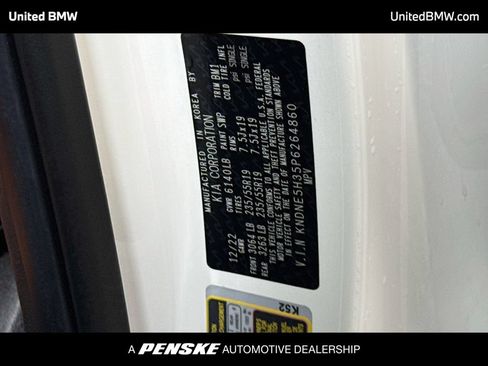 Used 2023 Kia Carnival SX Prestige FWD image 22