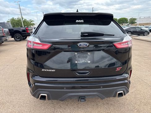 Used 2019 Ford Edge ST w/ Equipment Group 401A image 6