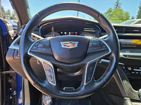 Used 2024 Cadillac XT5 Sportv w/ Technology Package AWD/4WD image 30