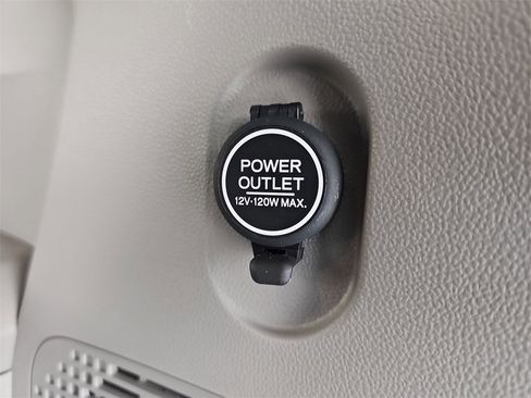 Used 2015 Honda Pilot Touring image 18