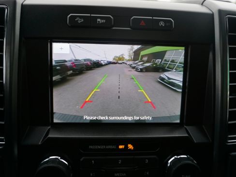 Used 2019 Ford F150 XLT w/ Equipment Group 302A Luxury image 22