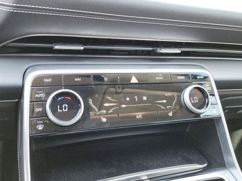 Used 2021 Genesis GV80 2.5T RWD image 23