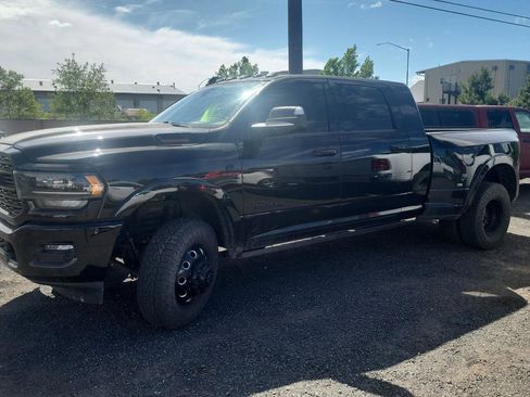 Used 2022 RAM 3500 Limited AWD/4WD image 1