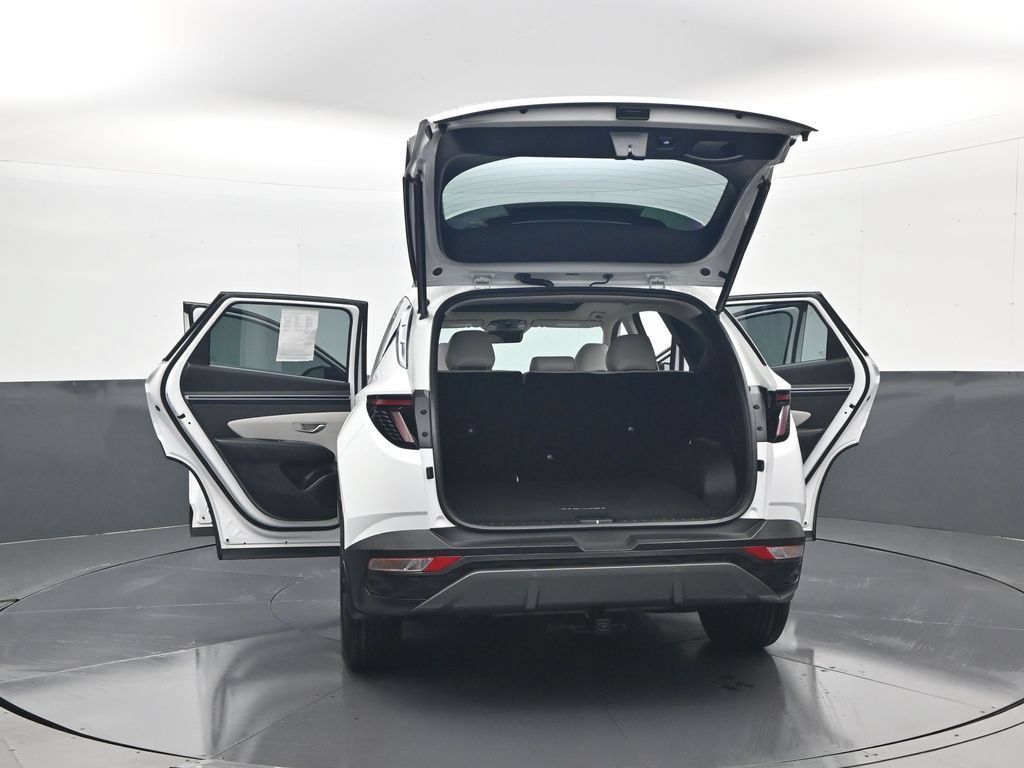Certified 2023 Hyundai Tucson Limited FWD image 33