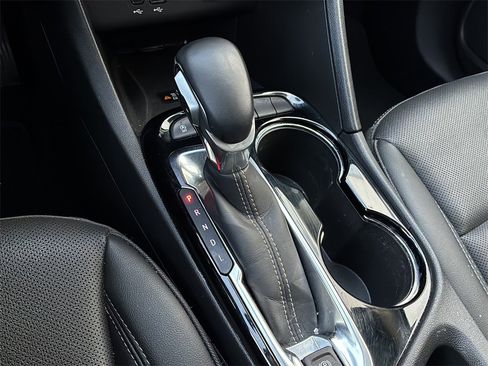 Used 2024 Buick Encore GX Sport Touring w/ Advanced Technology Package image 21