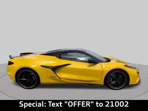 Used 2025 Chevrolet Corvette E-Ray AWD/4WD image 33