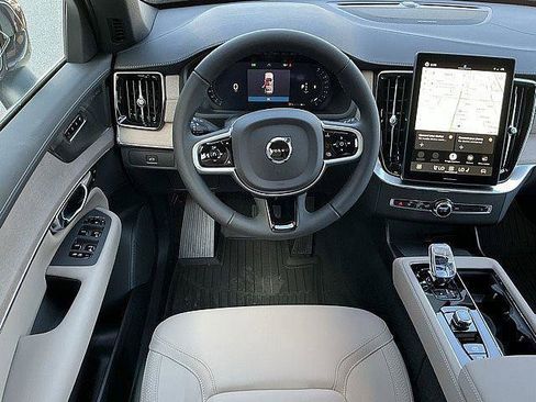 New 2026 Volvo XC90 B6 Plus w/ Protection Package AWD/4WD image 5