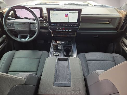 Used 2025 GMC Hummer EV 2X AWD/4WD image 16