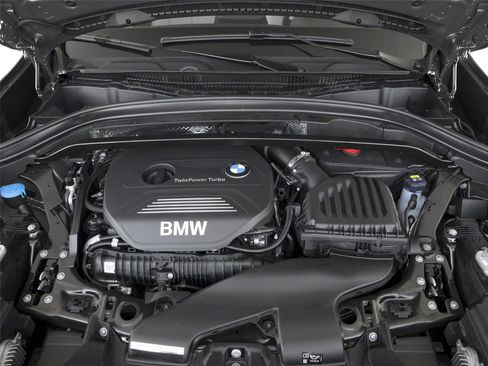 Used 2018 BMW X1 xDrive28i AWD/4WD image 7